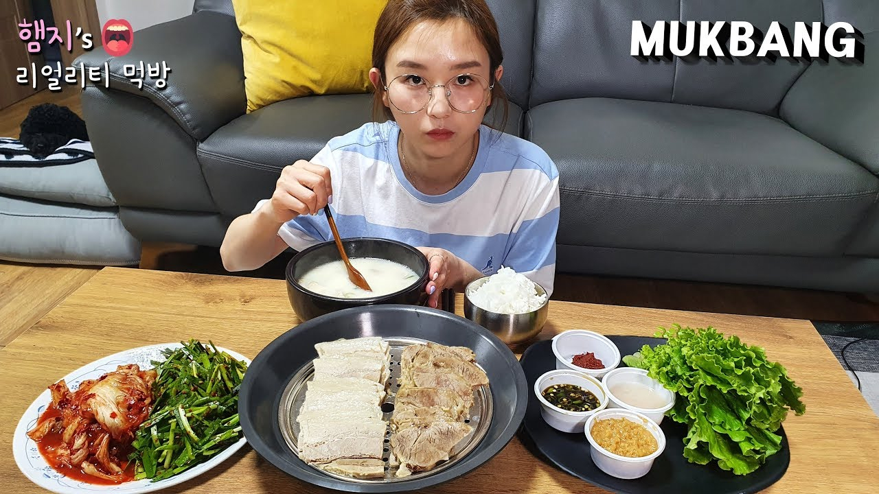 Hamzy~猪肉汤饭&白切肉~!甜点是马苏里拉奶酪年糕~!超好吃~