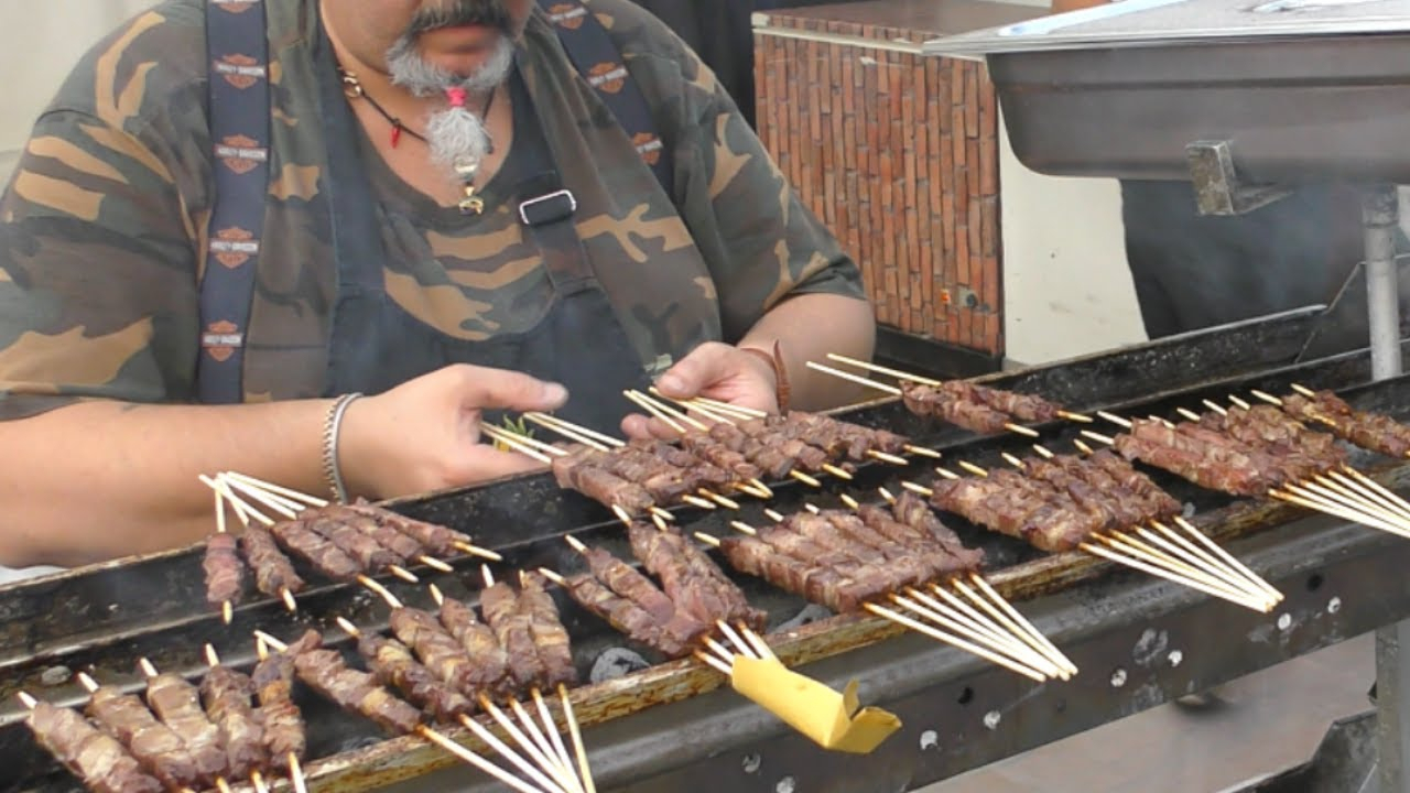 【意大利街边小吃】- 烤猪肉,羊肉串,披萨,意大利面
