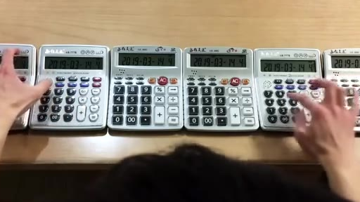 小伙用六台计算器演奏名侦探柯南主题曲