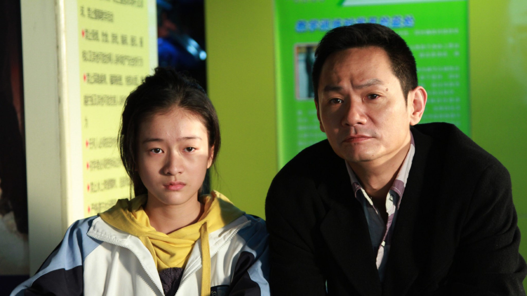 被禁五年的青春片,13岁女孩的残酷成长,深度解读《狗十三》