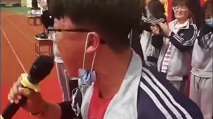 好家伙,五句话,三句违法的