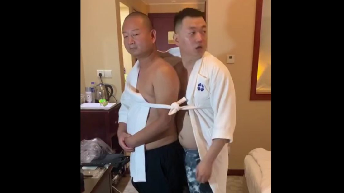 《中国新说唱》药水哥遇见了Giao哥=抽象行为艺术巅峰?