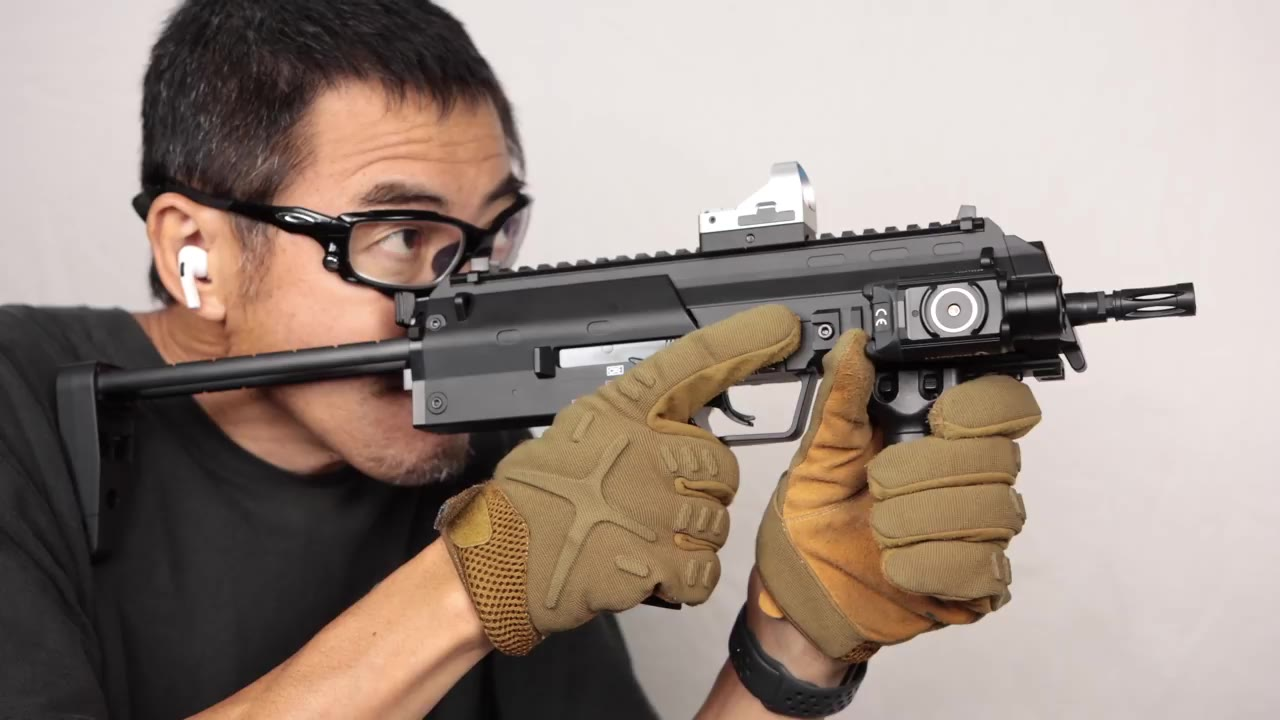 【日本壕界大叔】皇冠CP7HKMP7型命中精度、响应、扩展性最强的10禁电动枪