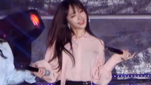 EXID上下(UPDOWN) Hani直拍Fancam(韩国音乐节)