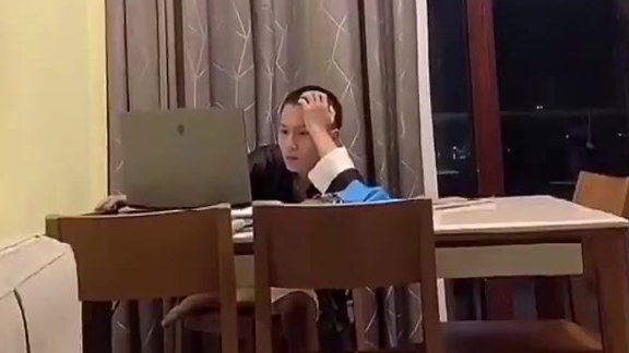 哈哈哈哈哈原来男朋友这么好玩