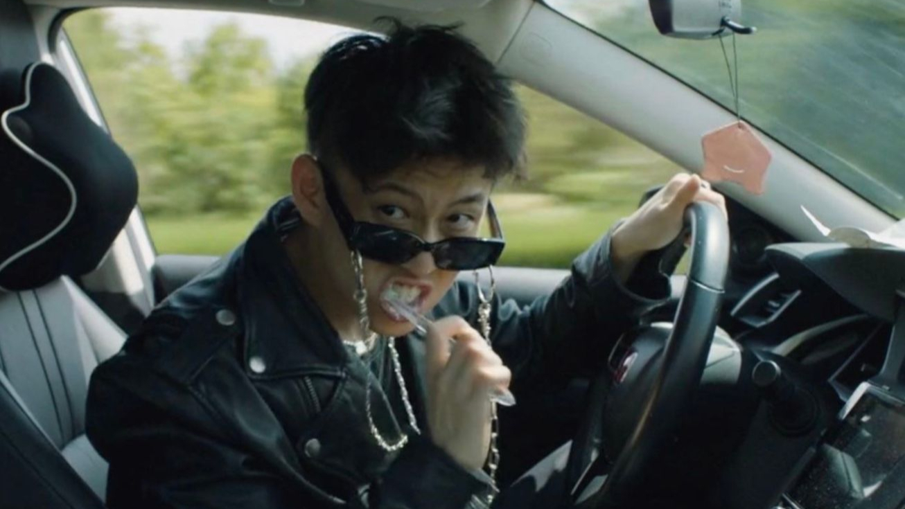【中英】冒险之旅!《说唱新世代》导师RichBrian 最新MV《DOA》