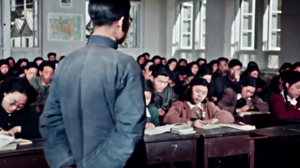一部70年前的前苏联彩色纪录片剪辑《 中国 1949-1950》,当时的影像太珍贵了