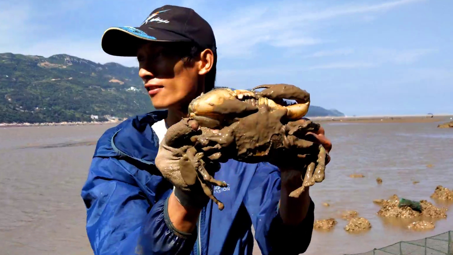 渔民小伙创意美食吃了二十几年海鲜第一次这么煮蛏王超a新生计划