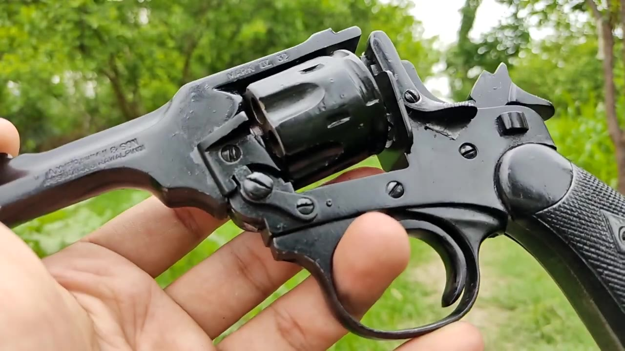 32口径左轮手枪