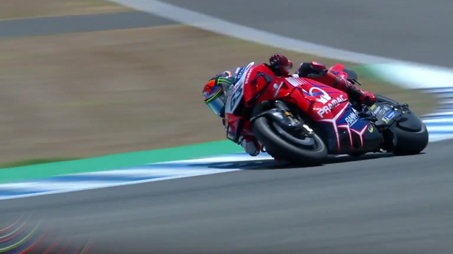 职业车手教我们如何正确的压弯