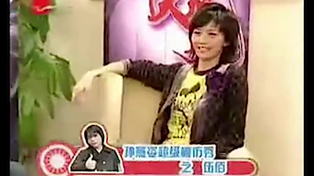 孙燕姿女士说自己很喜欢用“伍佰腔”来唱自己的歌?听听“伍佰唱法”的《我的爱》。