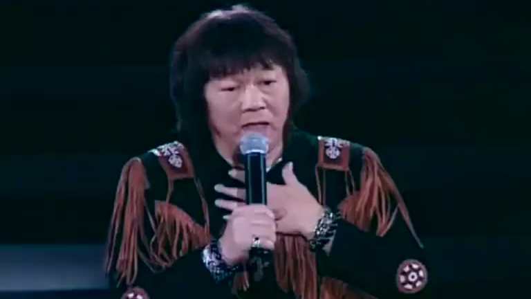 文才许冠英现场演唱《掌声响起》
