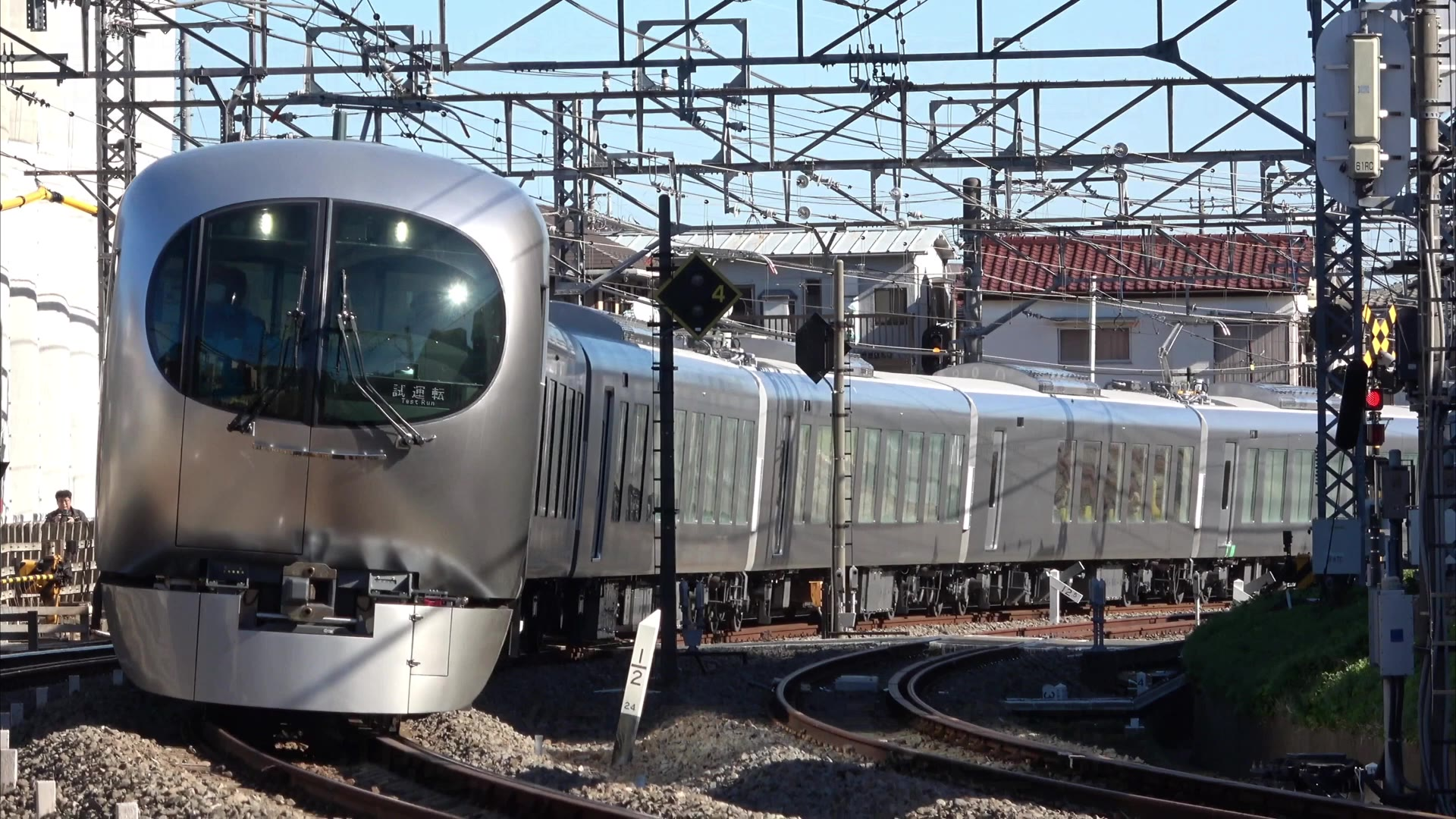 世界铁路日本铁道神户市营地铁新型车辆6000形营业运转开始