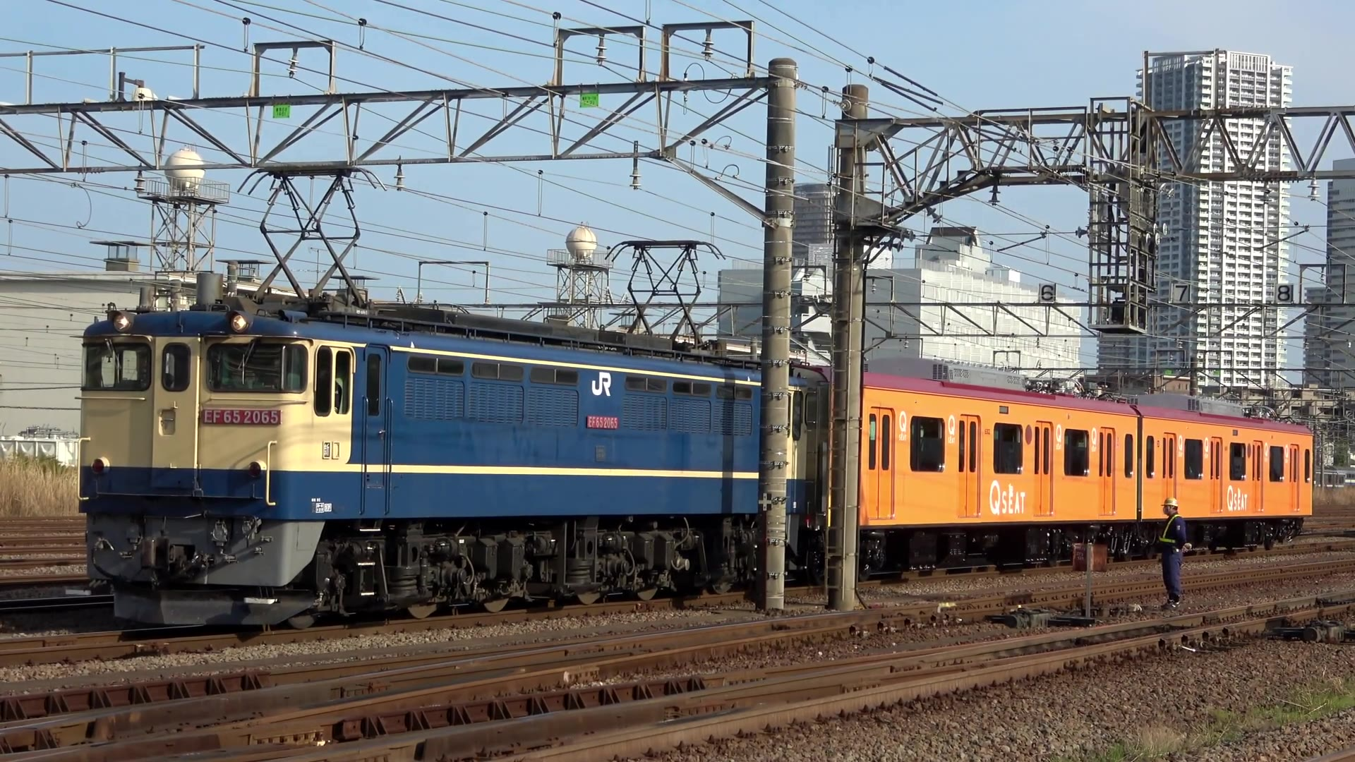 世界铁路日本铁道超过90岁的现役阪堺モ161形在正月临时运转中非常