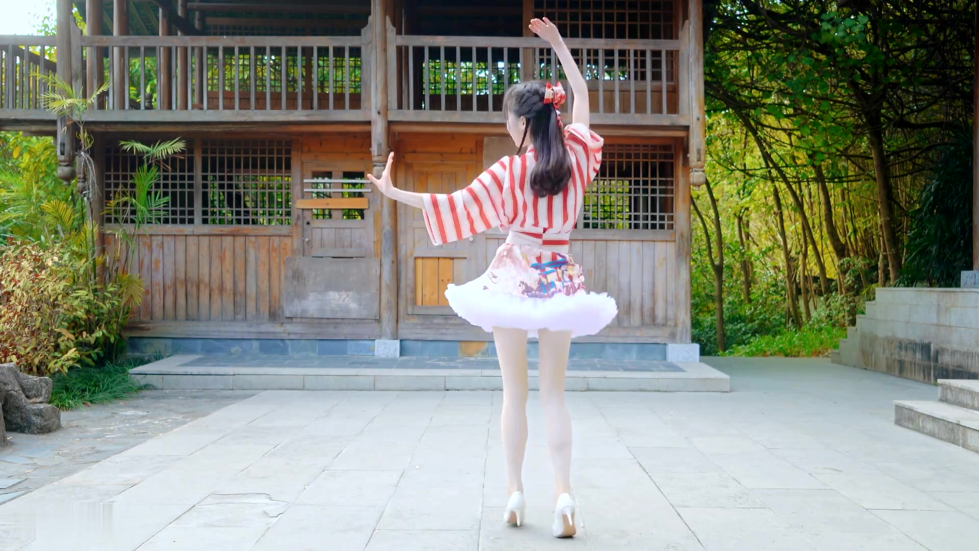 桃源恋歌咬一口是甜蜜的味道