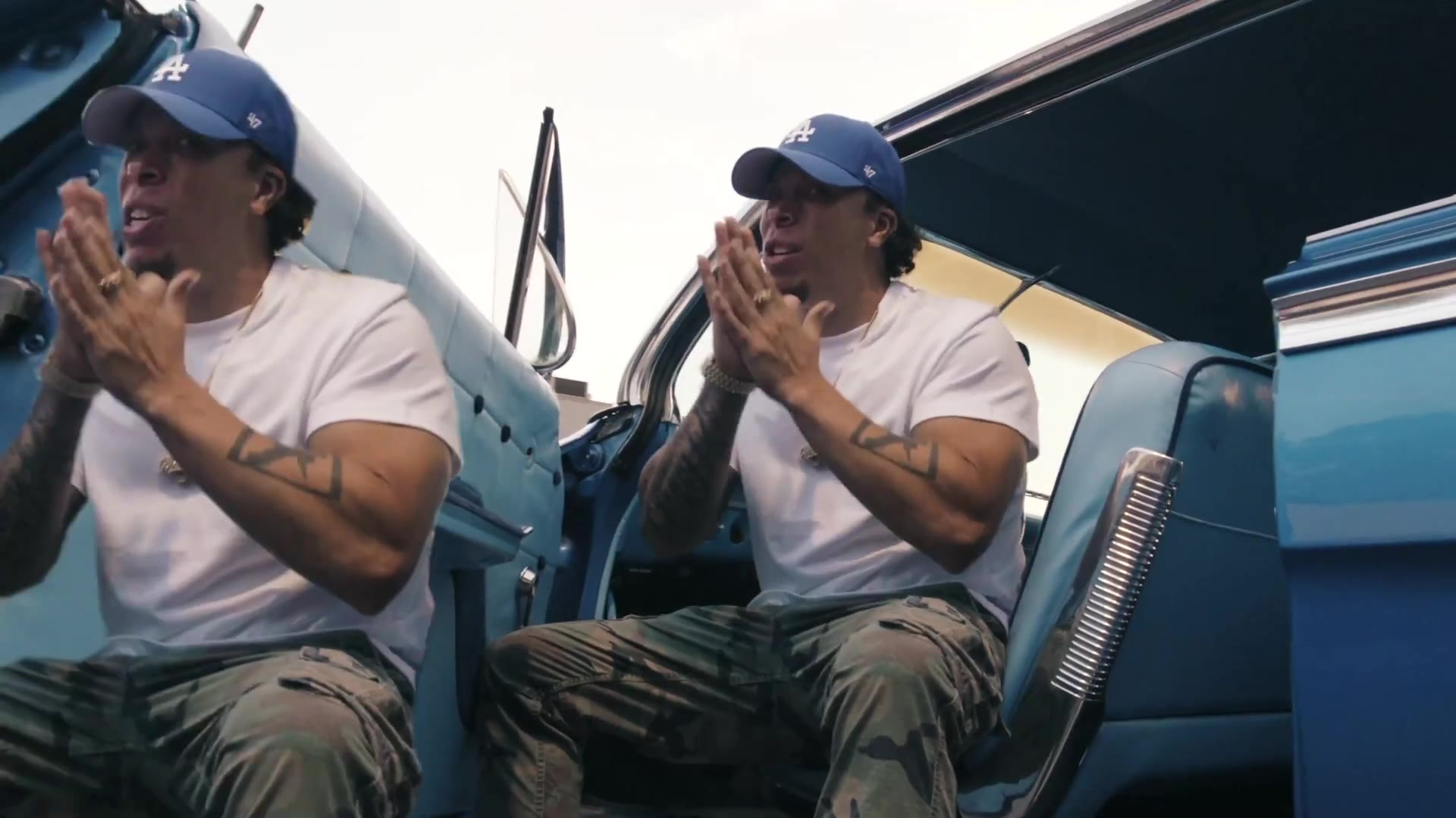 哥伦比亚街上的小孩freestyle名场面