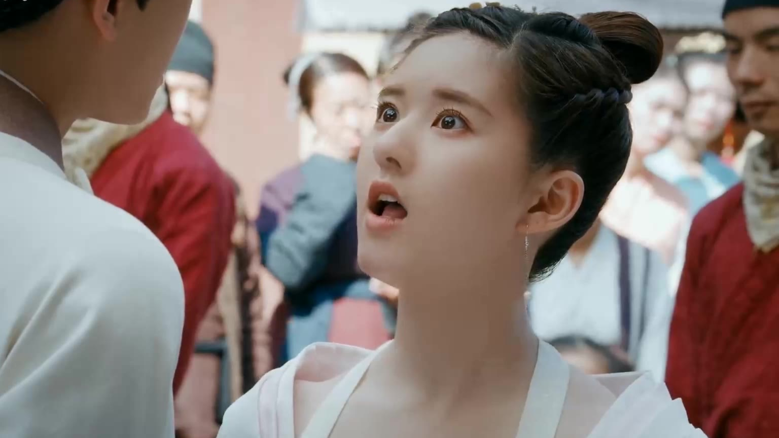夫妻吵架爆笑场面:千万别让张嘉译演喜剧,一开口闫妮直接笑场