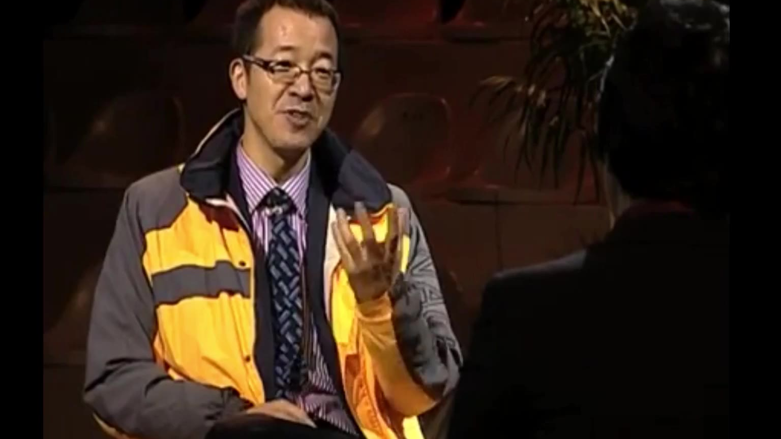 听俞敏洪讲述他的生死经历,听完你就明白,为什么很多成功人士要雇保镖