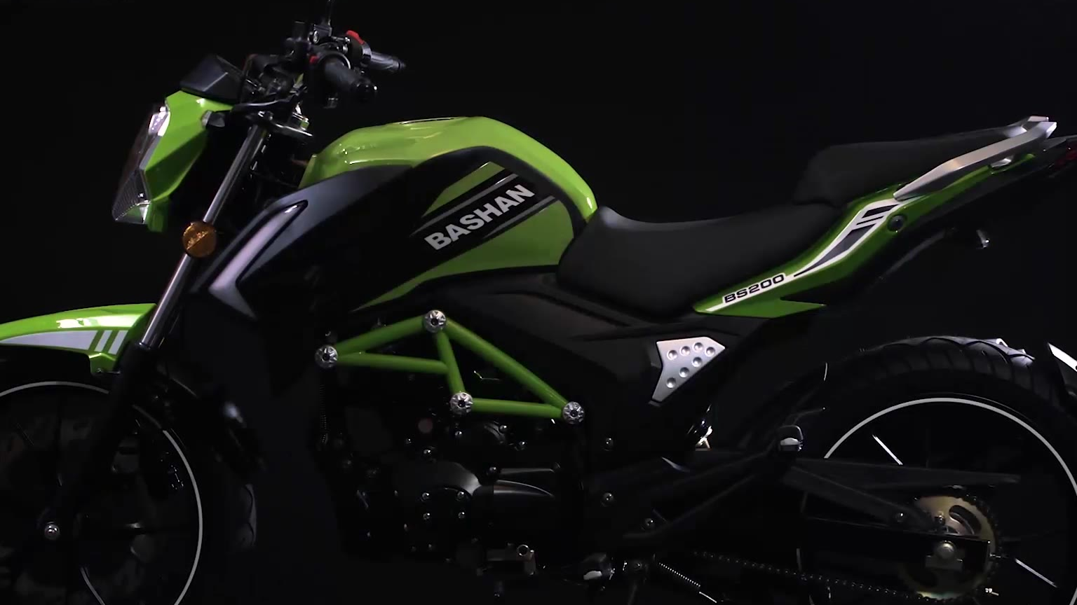 巴山摩托车bashan