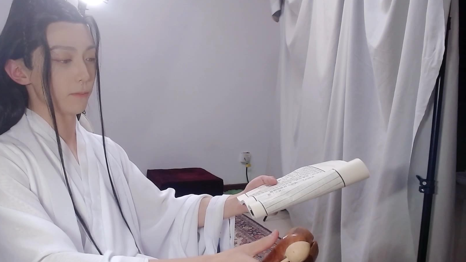 女扮男装,要多man有多man#1