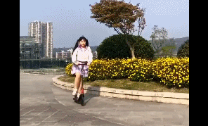 298:表妹这颜值这身材还行吧!