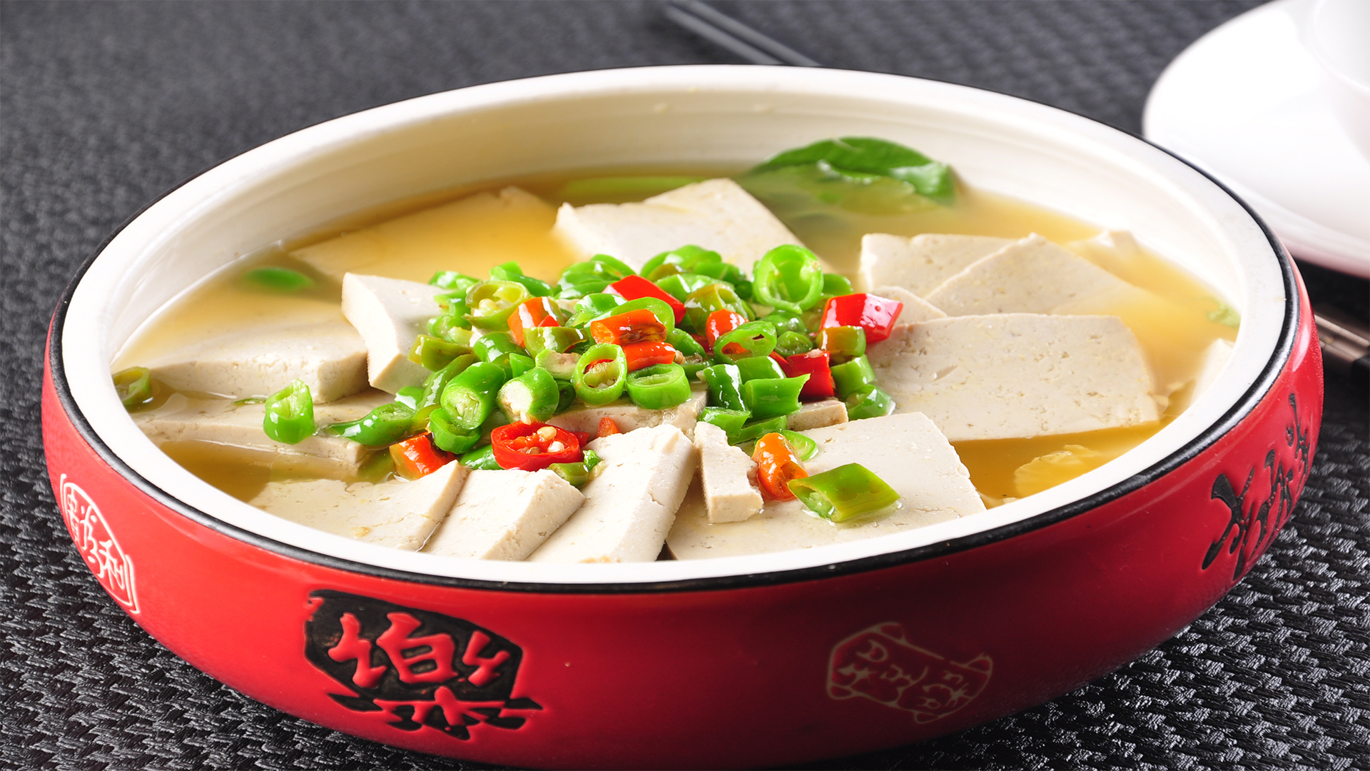 湖南通道侗族自治县的酸汤豆腐