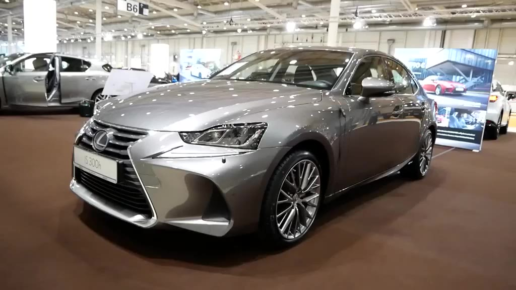 2020款 雷克萨斯is 300h鉴赏,外观非常运动!