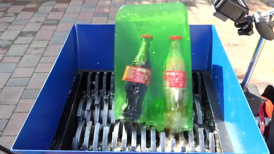 自从家里买了粉碎机家里就只剩粉碎机了