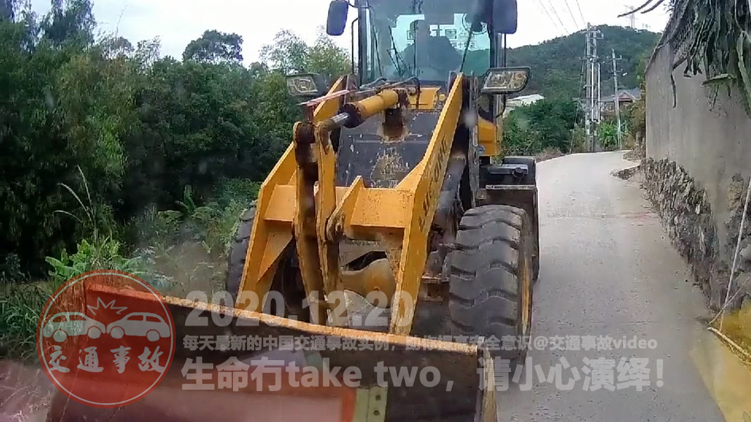 中国交通事故20201220:每天最新的车祸实例,助你提高安全意识