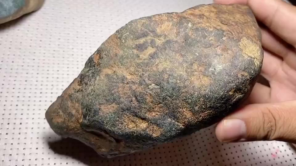 莫湾基场口也有铁锈皮?现场开切(上)