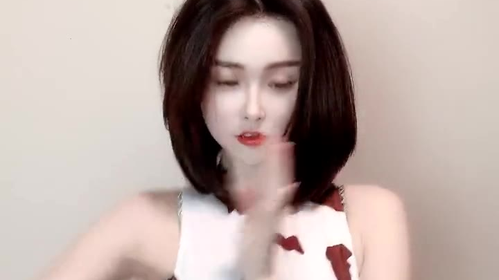 【美女】说一个你们男生才知道的梗~
