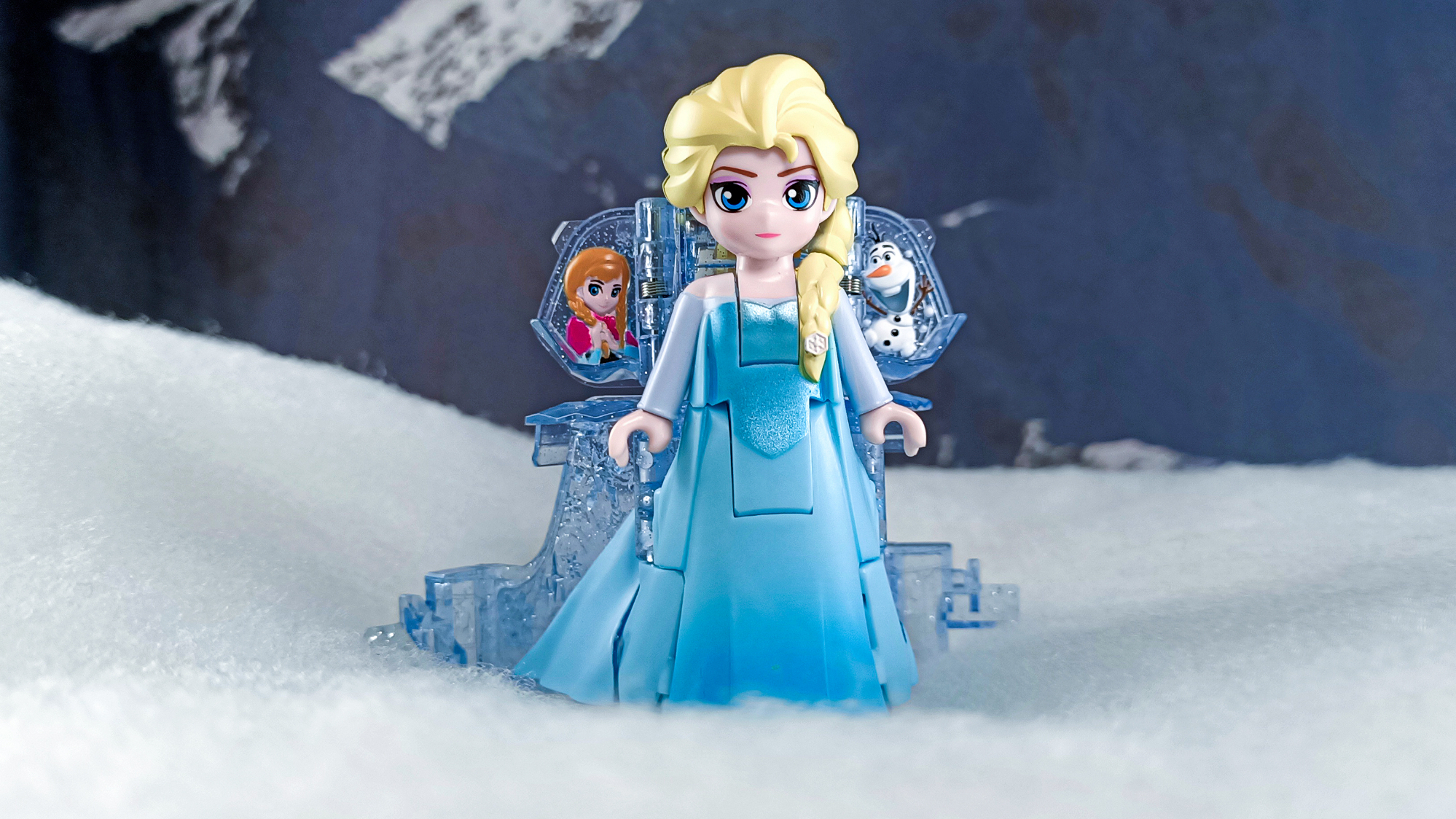 【玩具开箱】公主也能变形!52toys艾莎公主白雪公主开箱