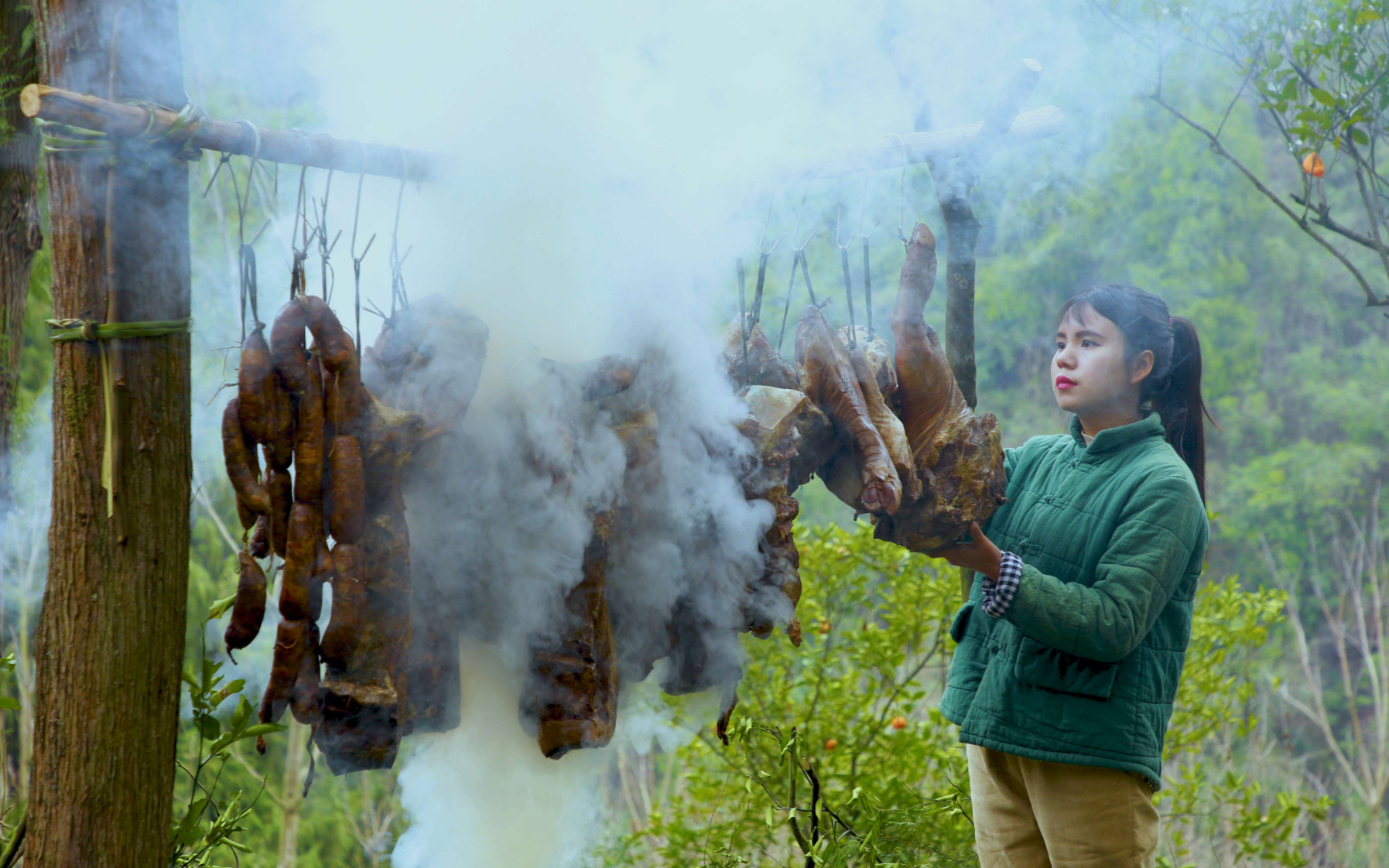 腊肉香肠做好了,离过年也就不远了
