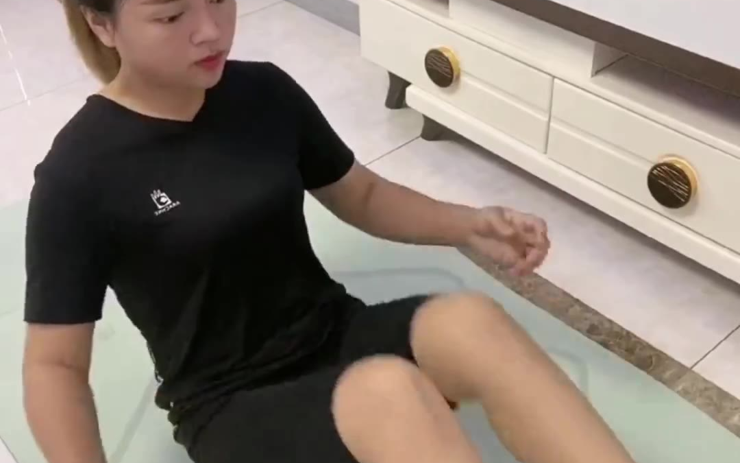 体重达150斤的女生,经过5个月的辛苦减肥,重新拥有了苗条身材