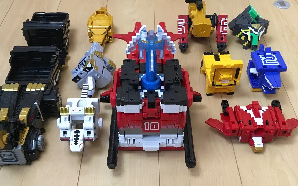 动物战队 DX 狂野统载超帝王(四四方方)
