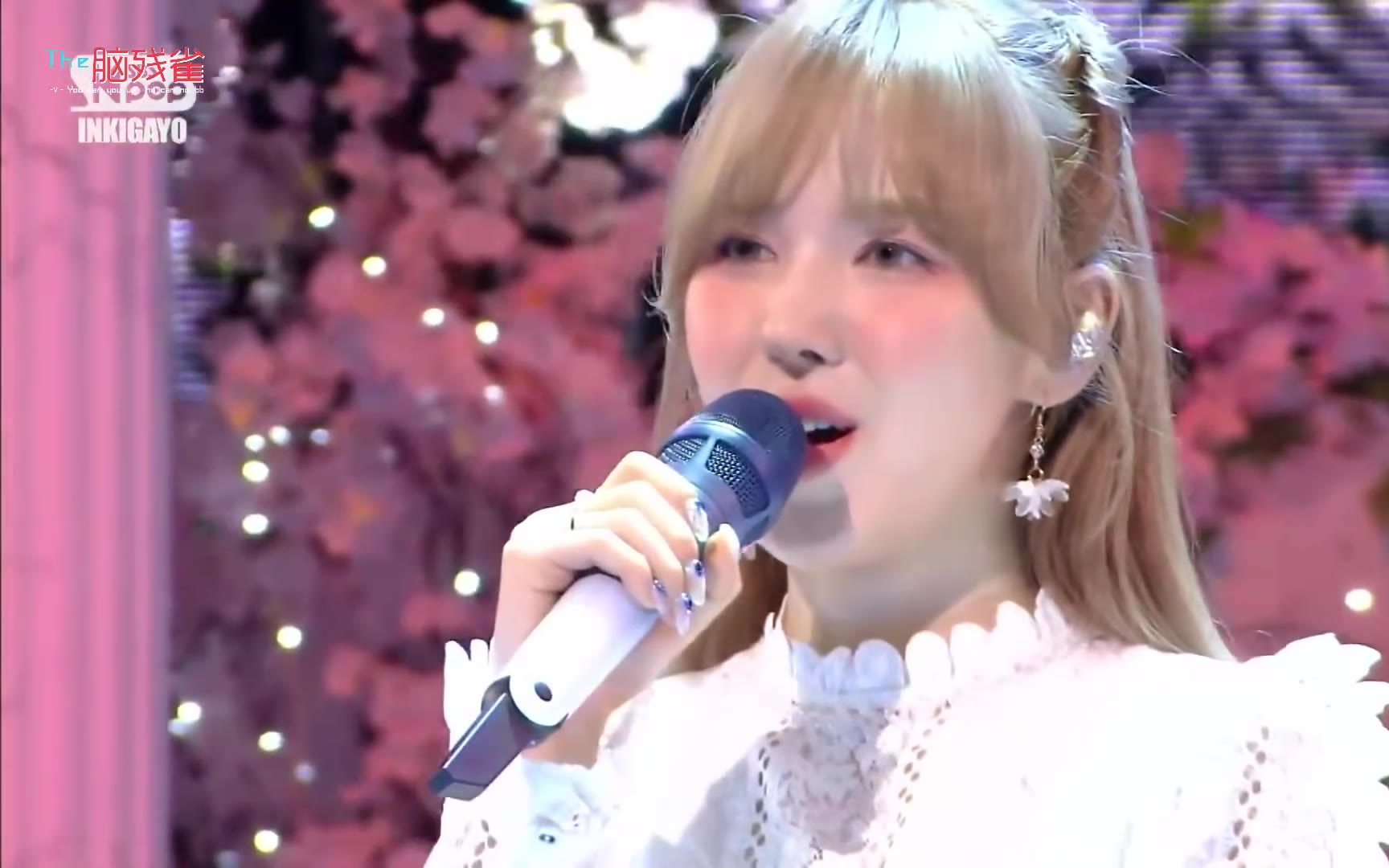 两年了终于回来了!Red Velvet 温迪 - Like Water LIVE现场