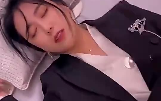 豆芽儿真是太好看了