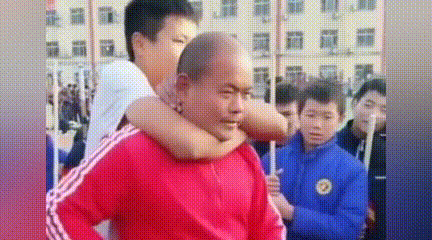 被人锁喉咋办?来 教你们一招!!【不要笑挑战,幸存率0.0000001%】